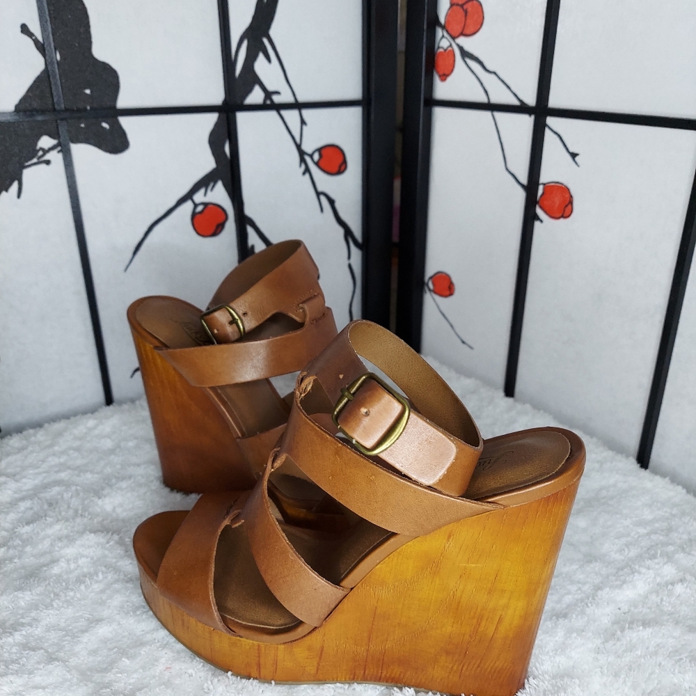 Lucky Brand LK-Roselyn Wedged Sandals